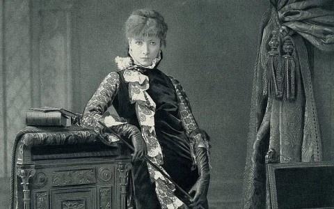 sarah-bernhardt