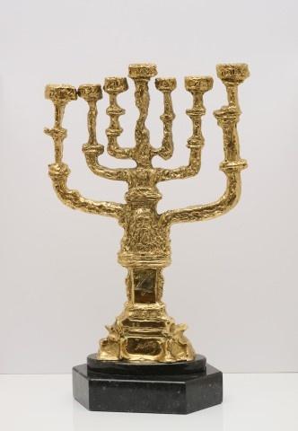 dali-menorah