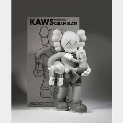KAWS (1974) - Clean Slate (Grey), 2018 - Figurine en vinyle peint