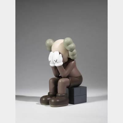 KAWS ( 974) - Passing Through (Brown), 2018 - Figurine en vinyle peint