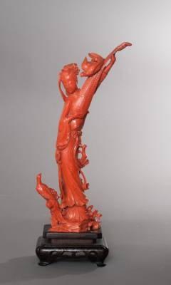 jeune-femme-en-corail-rouge-art-asiatique