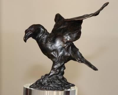 josé-maria-david-aigle-sculpture-en-bronze