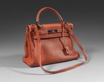 b2ap3_thumbnail_Sac-Kelly-Hermes.jpg